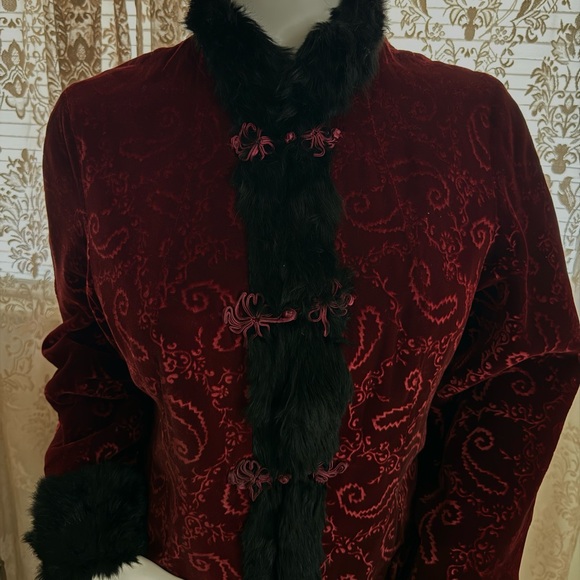 vintage 90s goth red embroidered fur coat - Picture 2 of 6